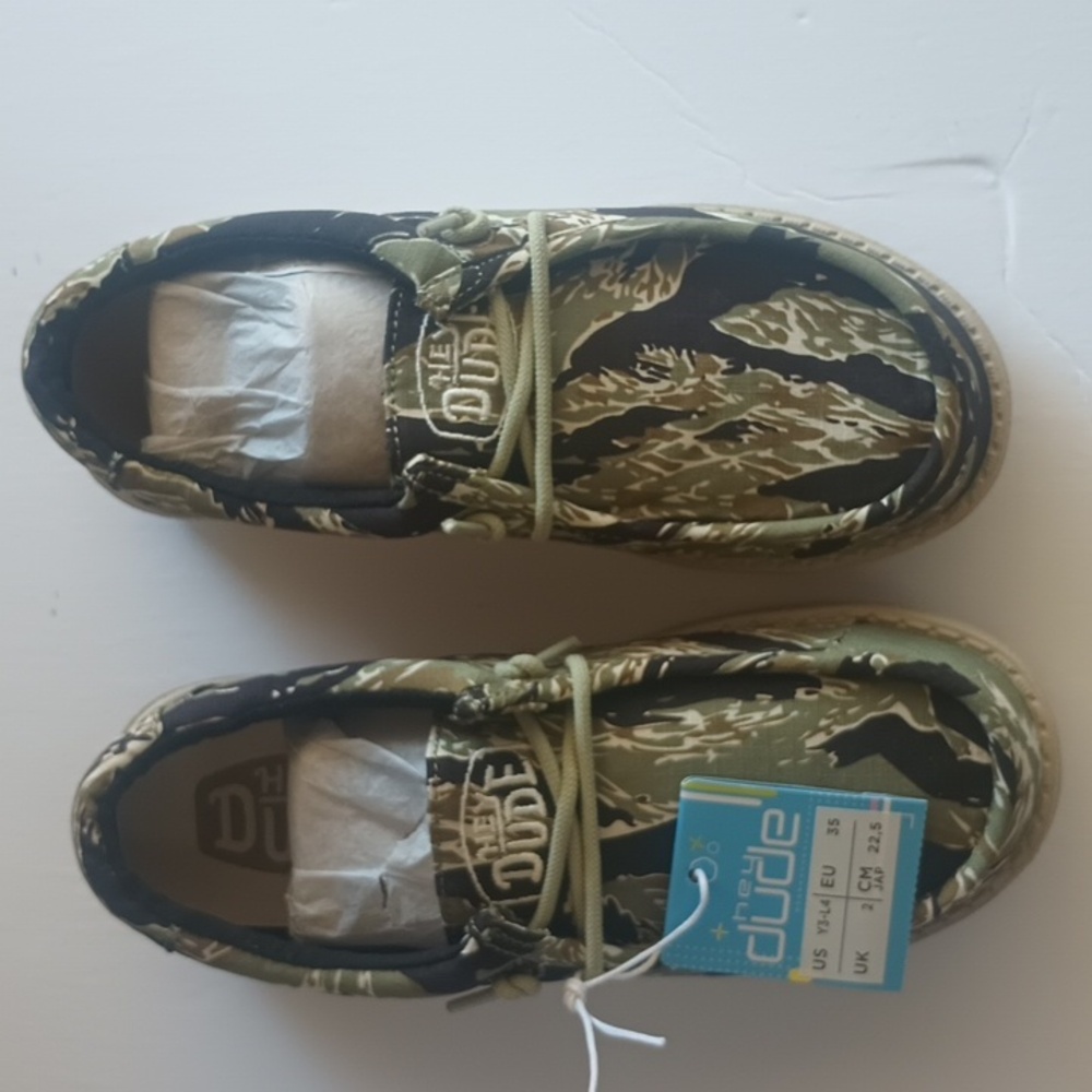Hey Dude Kids Green Camo Moccasins Youth Tiger Strip Camo